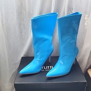 Pretty little thing boots